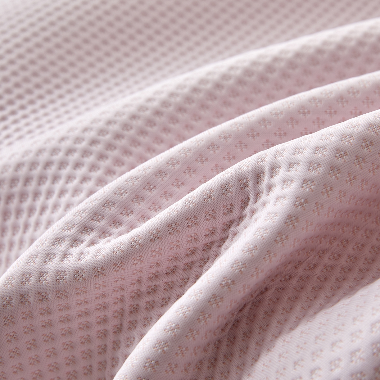 91家纺网 家纺一手货源 找家纺 航途席业 2026新款A类凉感豆豆床裙款凉席三件套-系列四 浅粉星絮