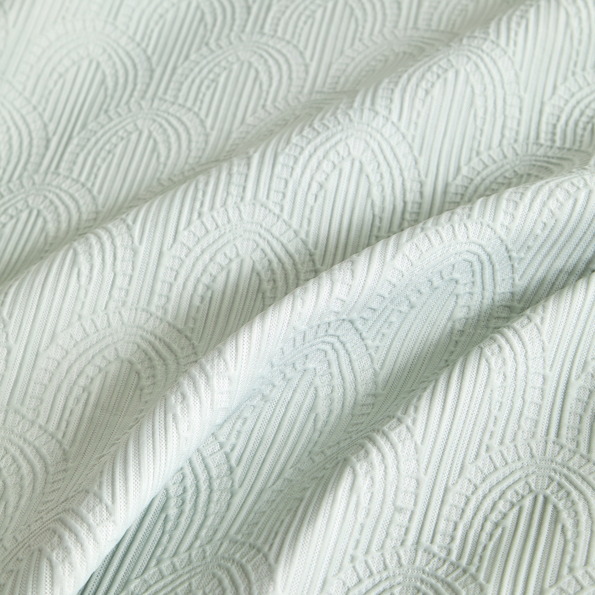 91家纺网 家纺一手货源 找家纺 航途席业 2026新款A类凉感豆豆床裙款凉席三件套-系列三 青柠浪影