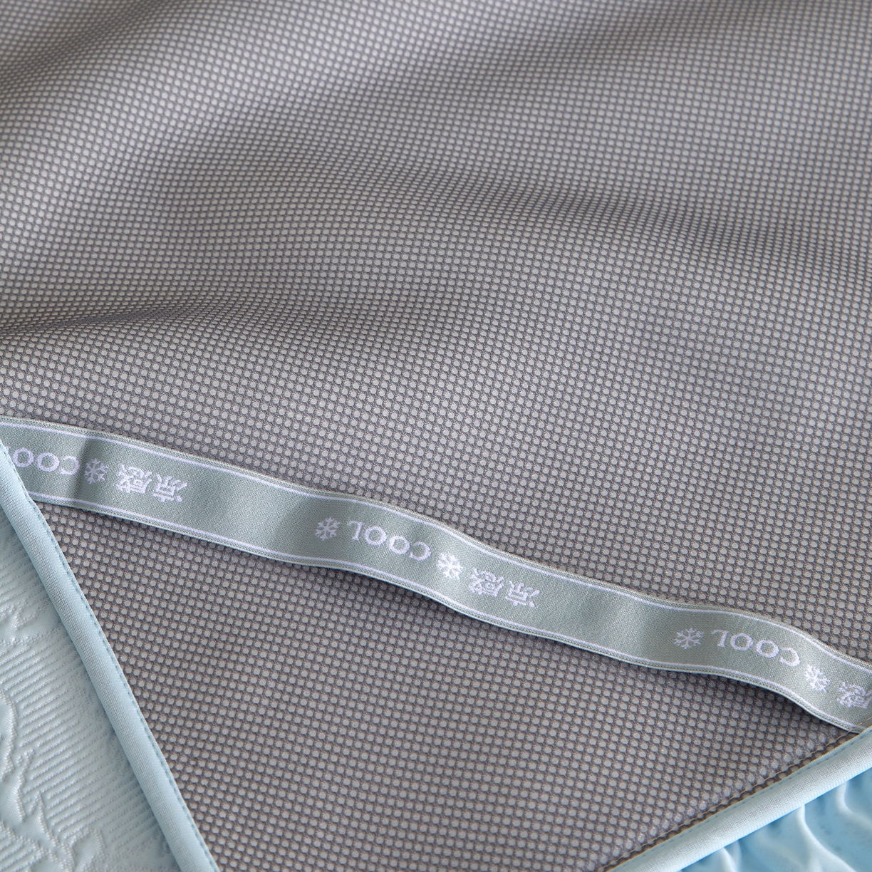 91家纺网 家纺一手货源 找家纺 （总）航途席业 2026新款A类凉感豆豆床裙款凉席三件套-系列二