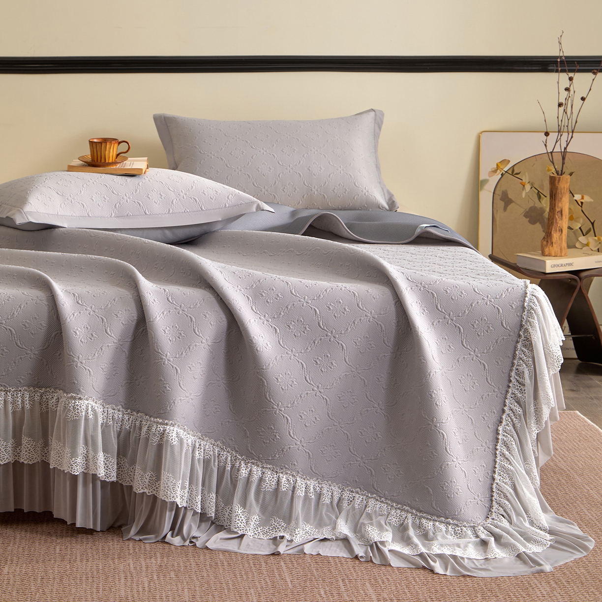 91家纺网 家纺一手货源 找家纺 （总）航途席业 2026新款A类凉感豆豆床裙款凉席三件套-系列二