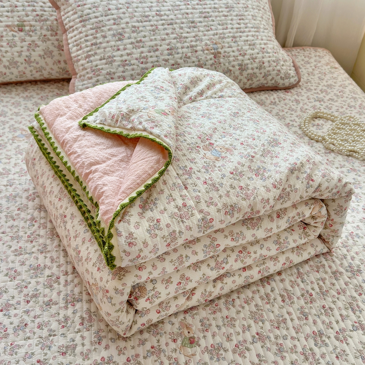 91家纺网 家纺一手货源 找家纺 （总）老帅的工厂店 2026新款三角针泡芙夏被夏被夏凉被空调被床盖四件套