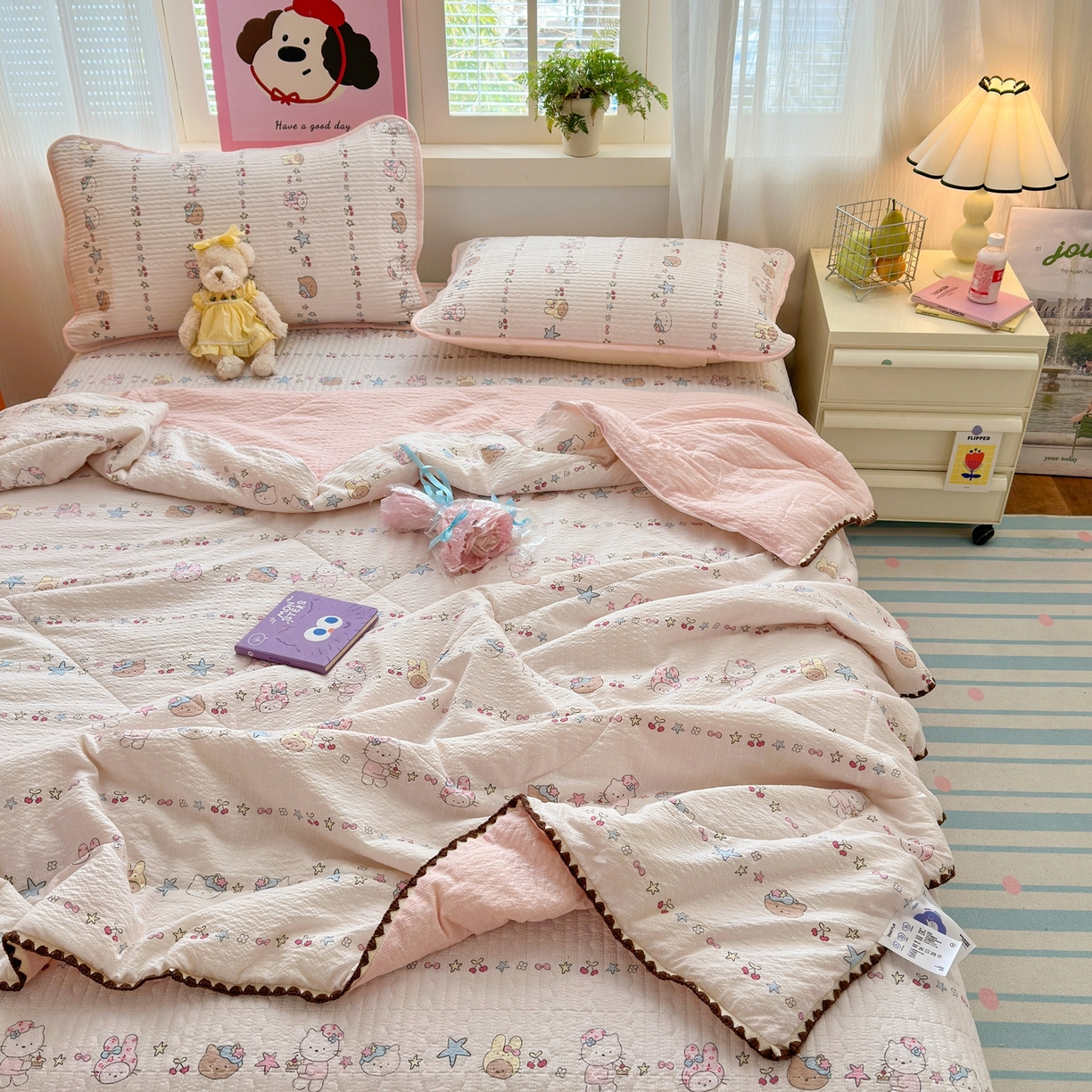 91家纺网 家纺一手货源 找家纺 老帅的工厂店 2026新款三角针泡芙夏被夏被夏凉被空调被床盖四件套 KITTY星愿