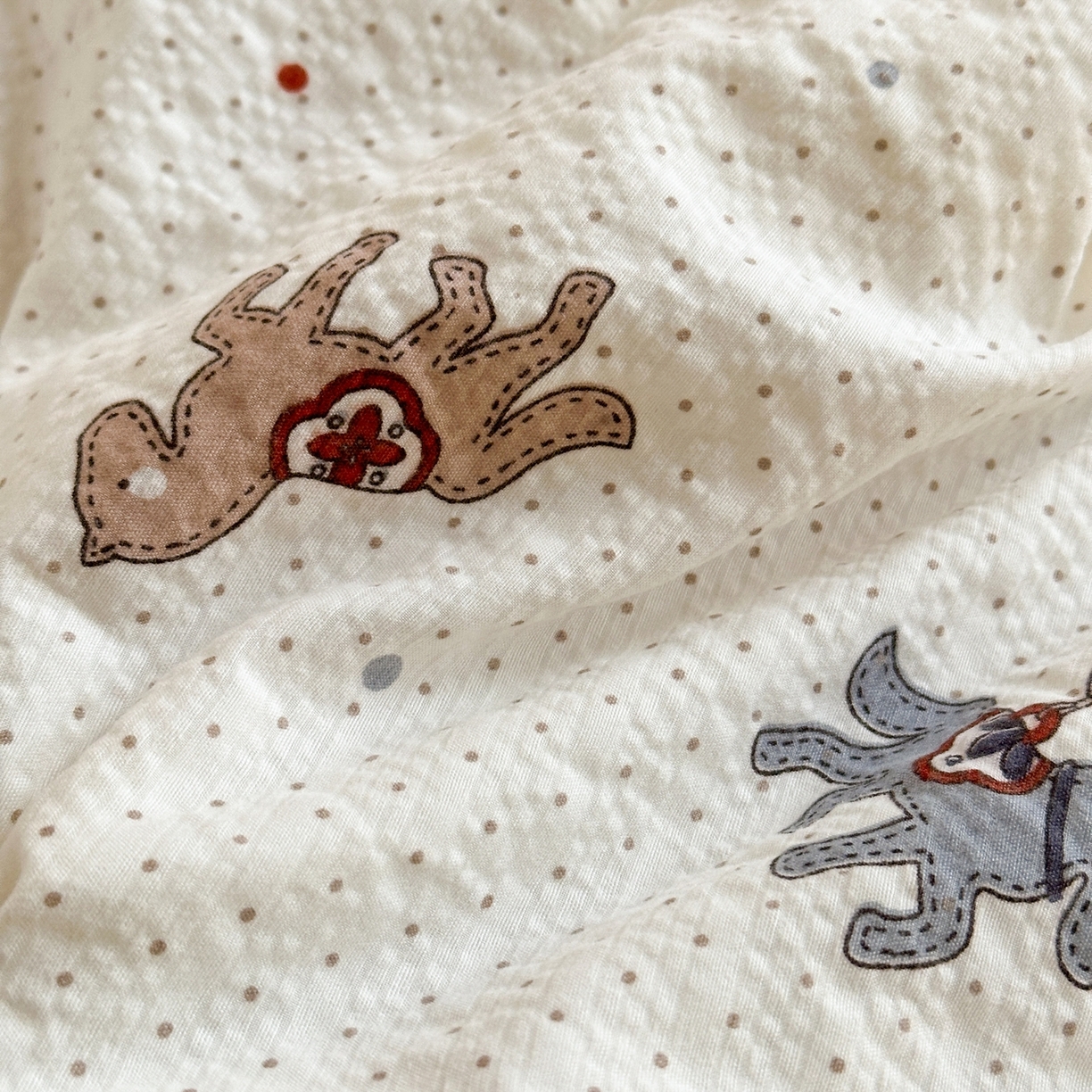 91家纺网 家纺一手货源 找家纺 老帅的工厂店 2026新款三角针泡芙夏被夏被夏凉被空调被床盖四件套 波点木马