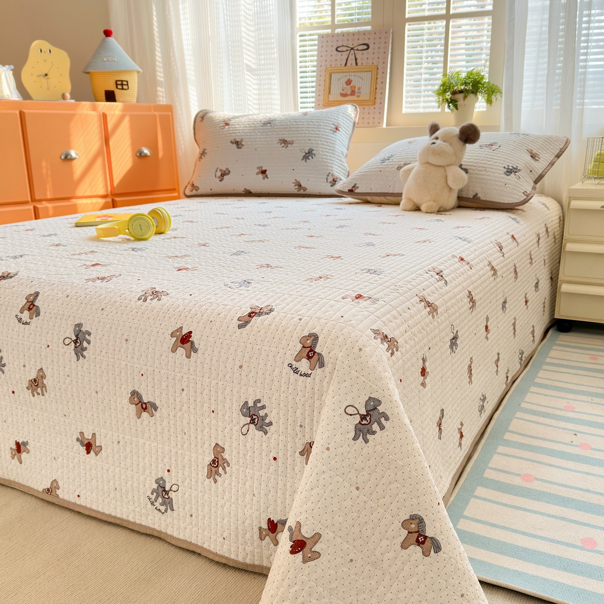 91家纺网 家纺一手货源 找家纺 老帅的工厂店 2026新款三角针泡芙夏被夏被夏凉被空调被床盖四件套 波点木马