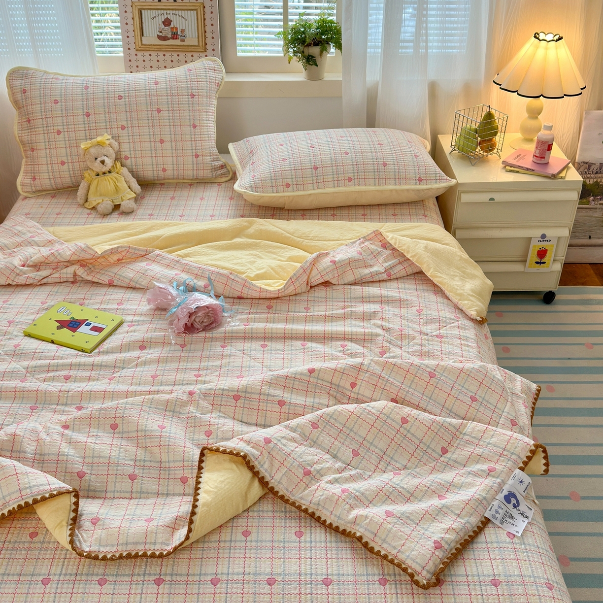 91家纺网 家纺一手货源 找家纺 老帅的工厂店 2026新款三角针泡芙夏被夏被夏凉被空调被床盖四件套 彩虹甜心