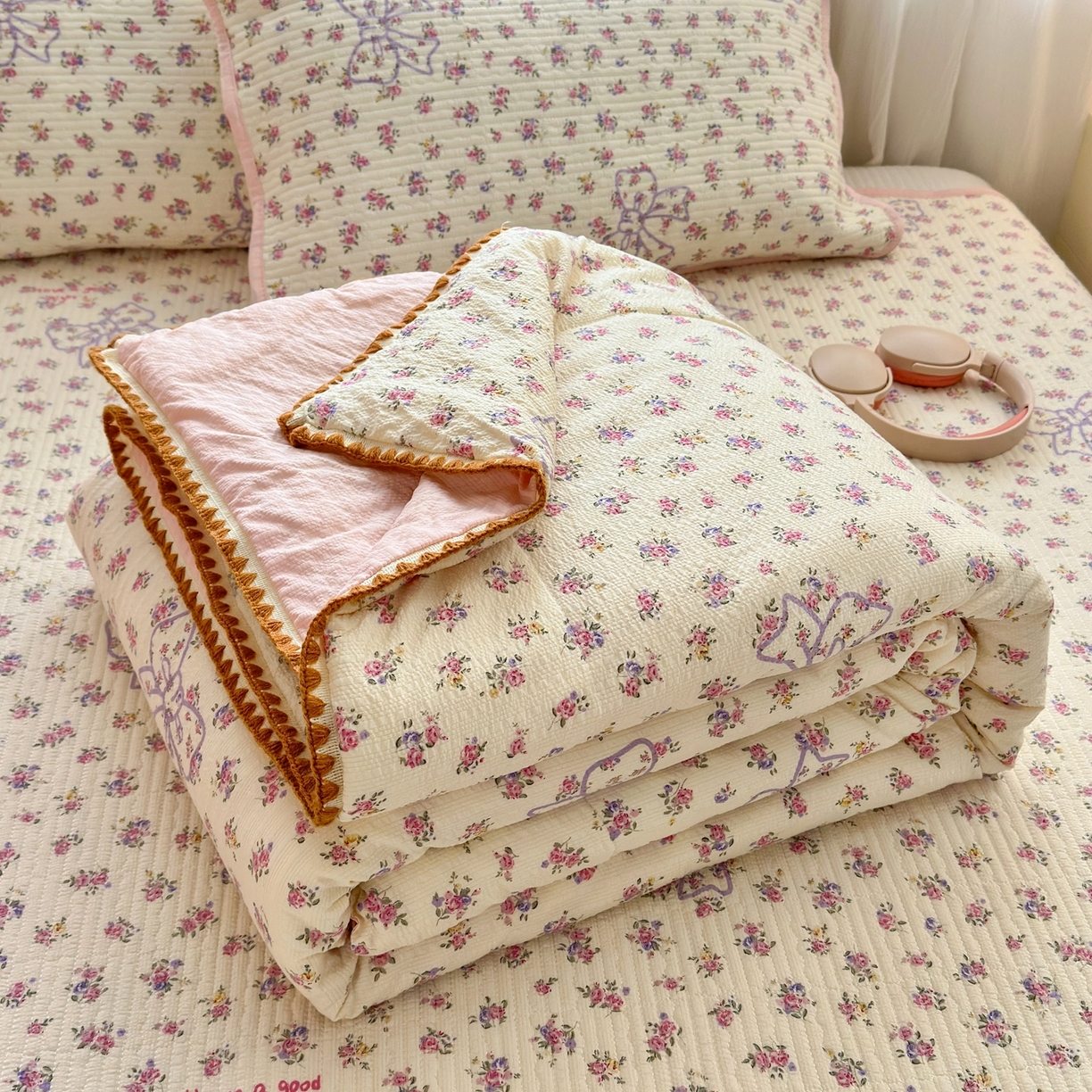 老帅的工厂店 2026新款三角针泡芙夏被夏被夏凉被空调被床盖四件套 繁花