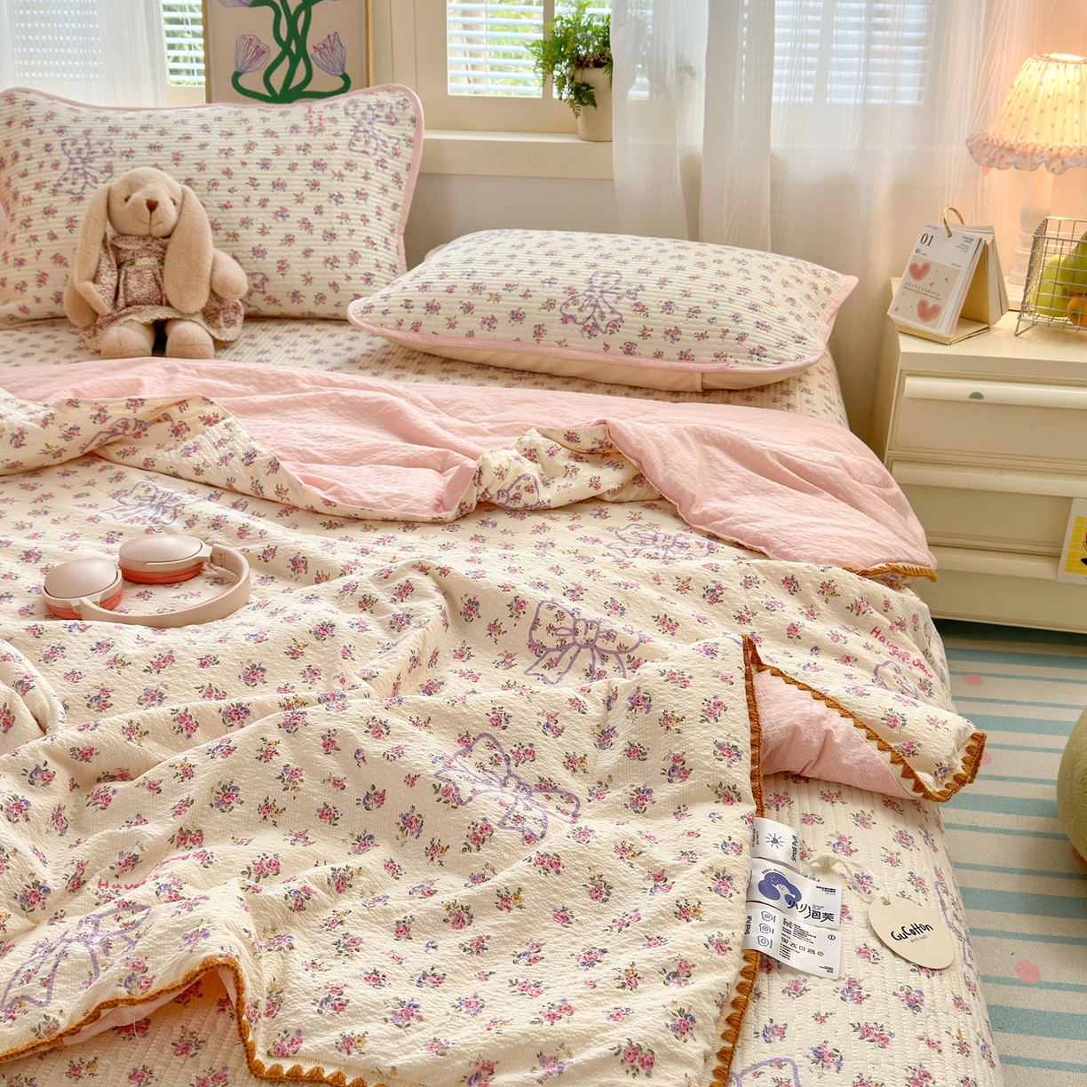 91家纺网 家纺一手货源 找家纺 老帅的工厂店 2026新款三角针泡芙夏被夏被夏凉被空调被床盖四件套 繁花