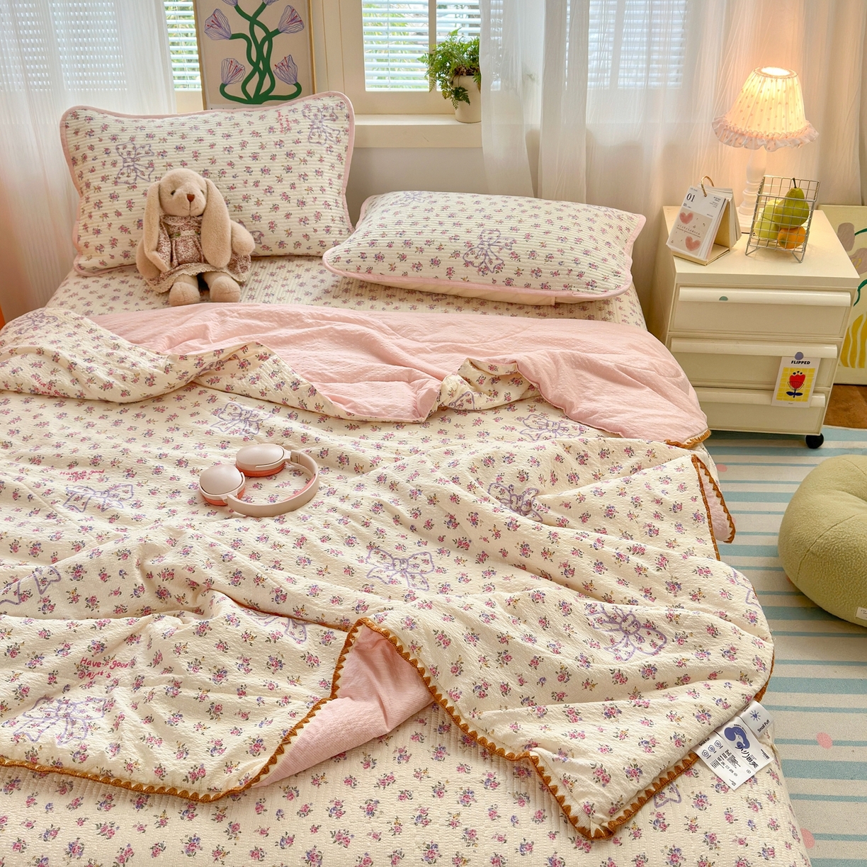 91家纺网 家纺一手货源 找家纺 老帅的工厂店 2026新款三角针泡芙夏被夏被夏凉被空调被床盖四件套 繁花