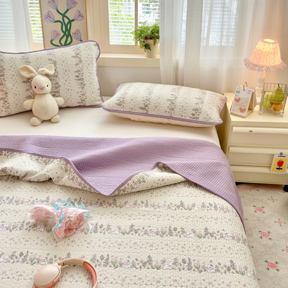 91家纺网 家纺一手货源 找家纺 老帅的工厂店 2026新款三角针泡芙夏被夏被夏凉被空调被床盖四件套 萌狗