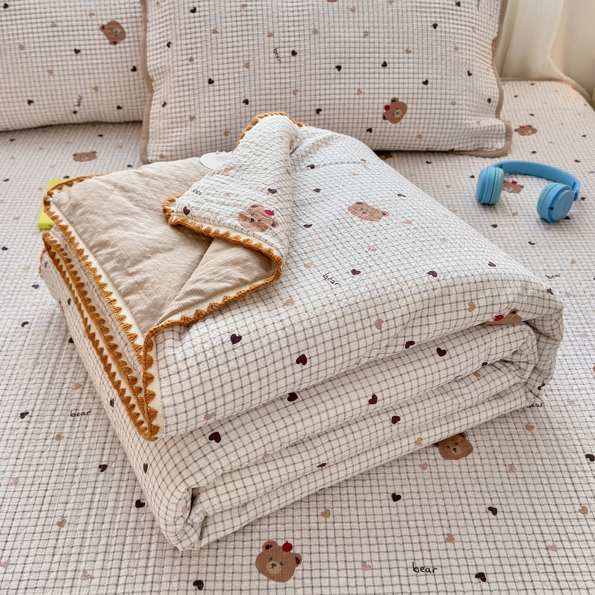 老帅的工厂店 2026新款三角针泡芙夏被夏被夏凉被空调被床盖四件套 奶咖小熊