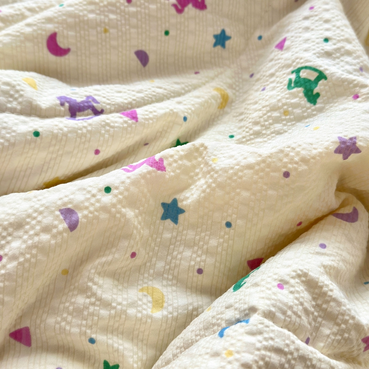 91家纺网 家纺一手货源 找家纺 老帅的工厂店 2026新款三角针泡芙夏被夏被夏凉被空调被床盖四件套 星月木马