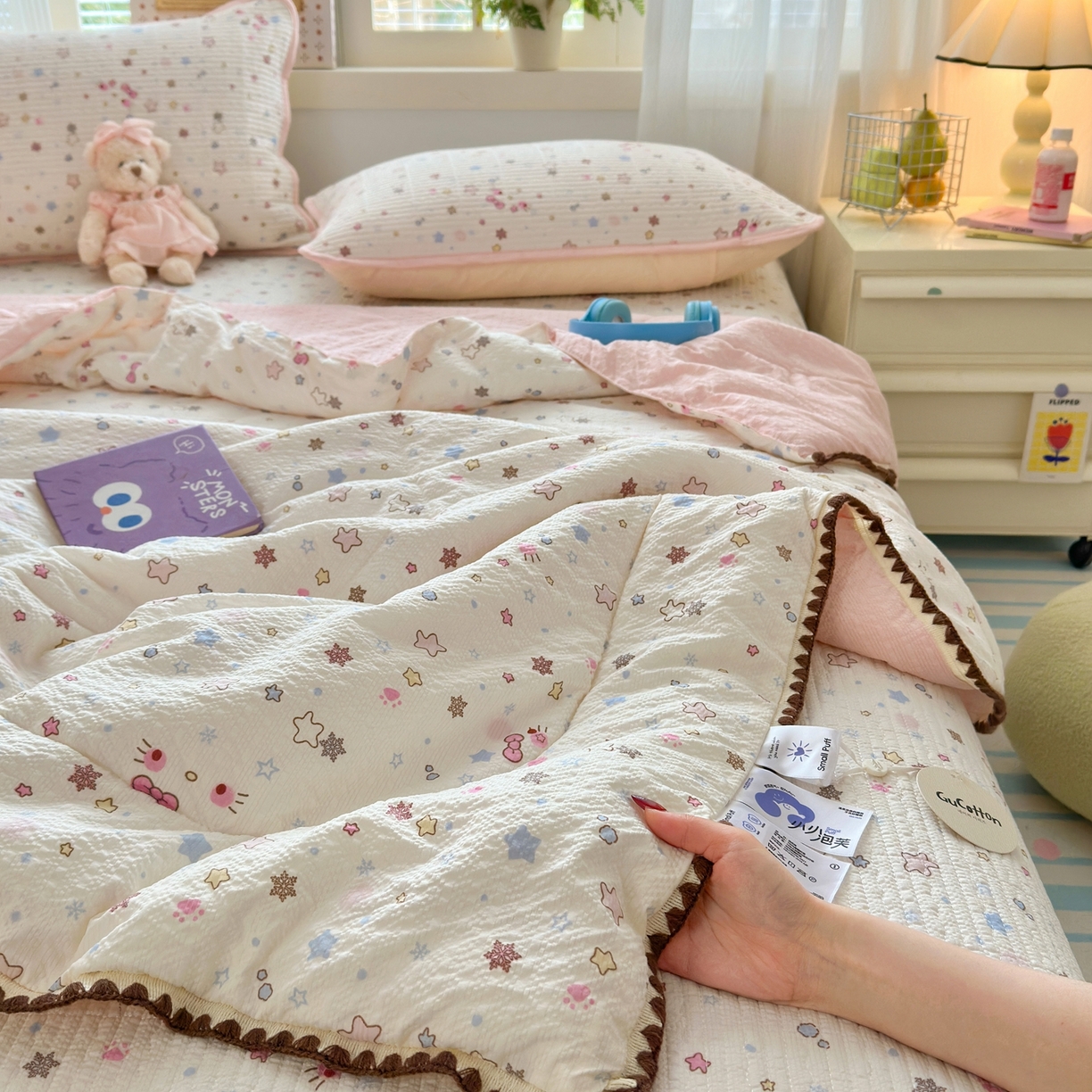 91家纺网 家纺一手货源 找家纺 老帅的工厂店 2026新款三角针泡芙夏被夏被夏凉被空调被床盖四件套 雪星织