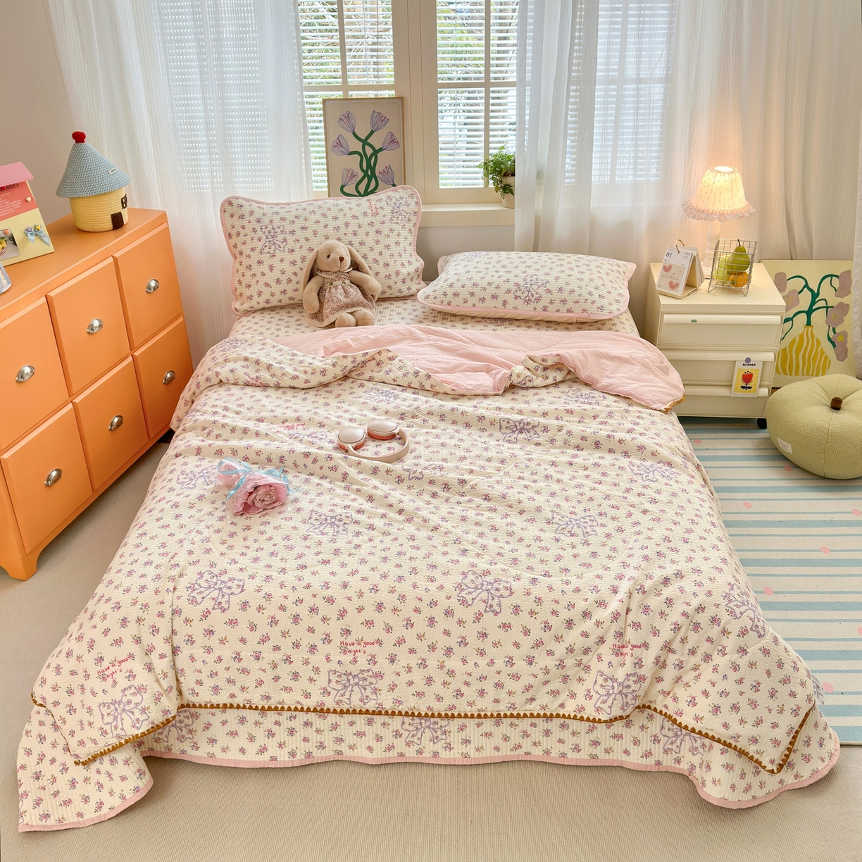 91家纺网 家纺一手货源 找家纺 老帅的工厂店 2026新款三角针泡芙夏被床盖四件套 繁花