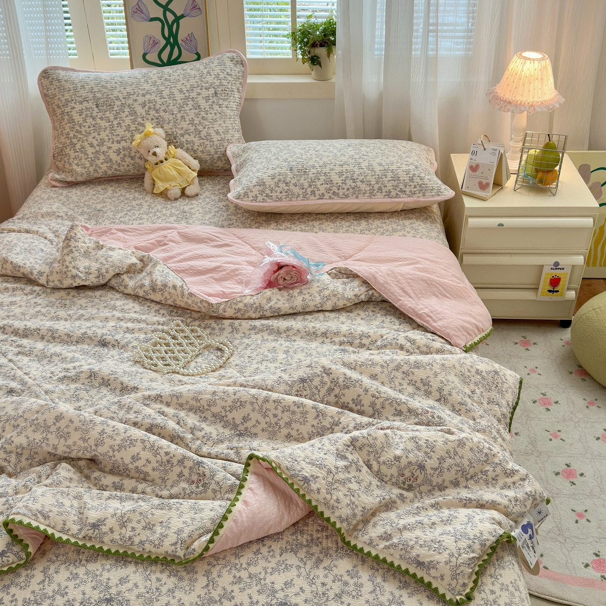 91家纺网 家纺一手货源 找家纺 老帅的工厂店 2026新款三角针泡芙夏被床盖四件套 复古花园