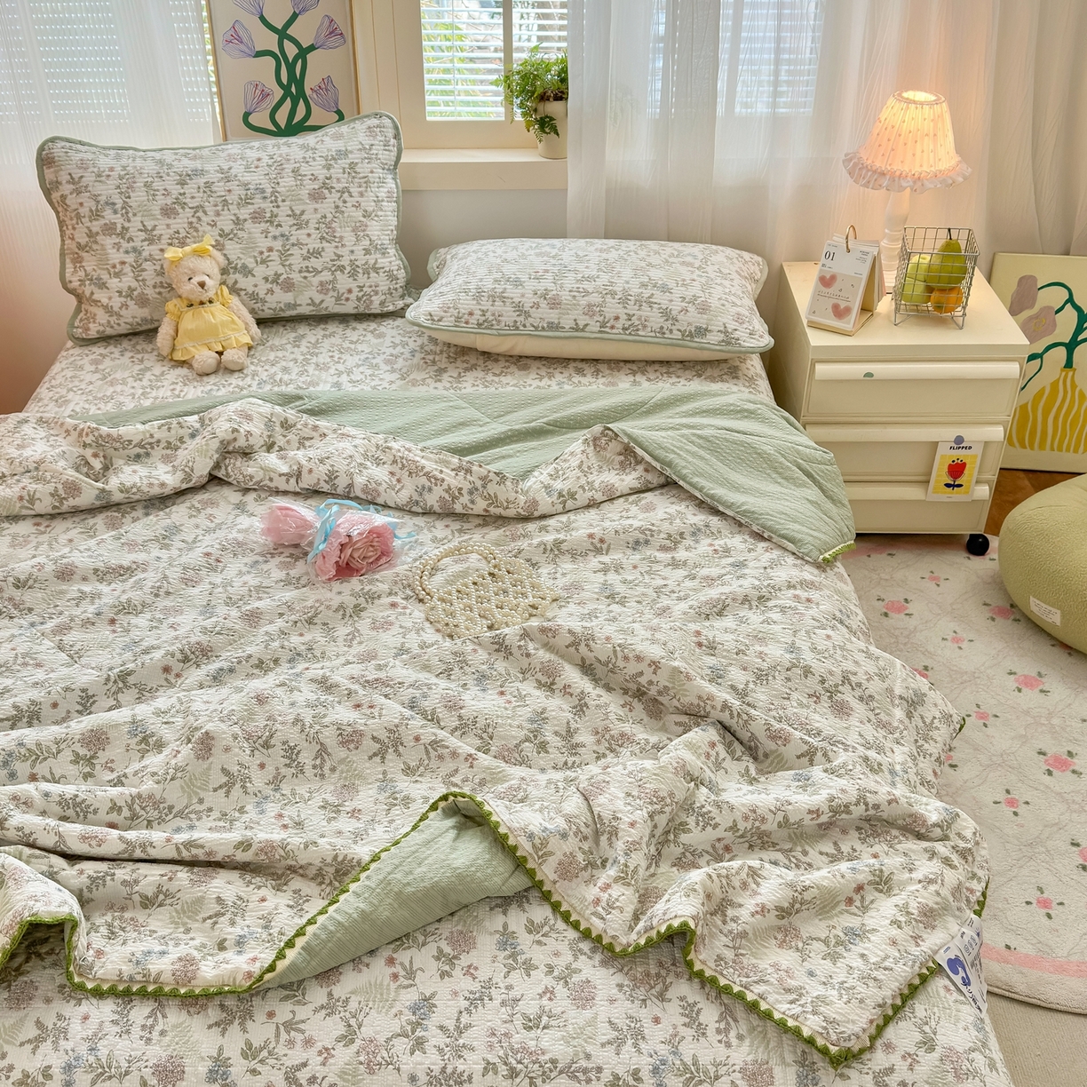 91家纺网 家纺一手货源 找家纺 老帅的工厂店 2026新款三角针泡芙夏被床盖四件套 花信