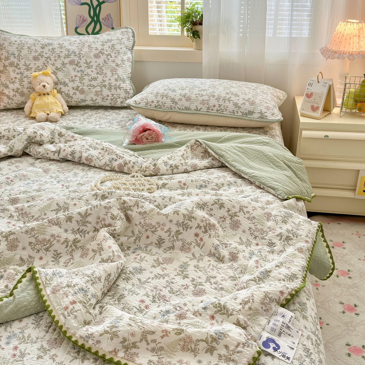 91家纺网 家纺一手货源 找家纺 老帅的工厂店 2026新款三角针泡芙夏被床盖四件套 花信