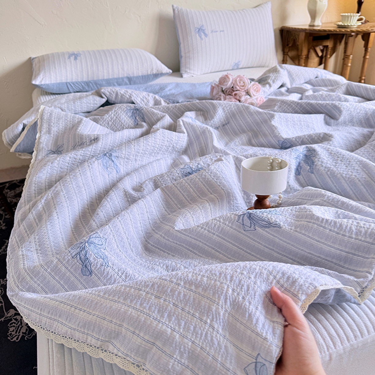 91家纺网 家纺一手货源 找家纺 亿品家纺 2026新款泡芙棉花边款夏被夏凉被空调被 赫本蓝
