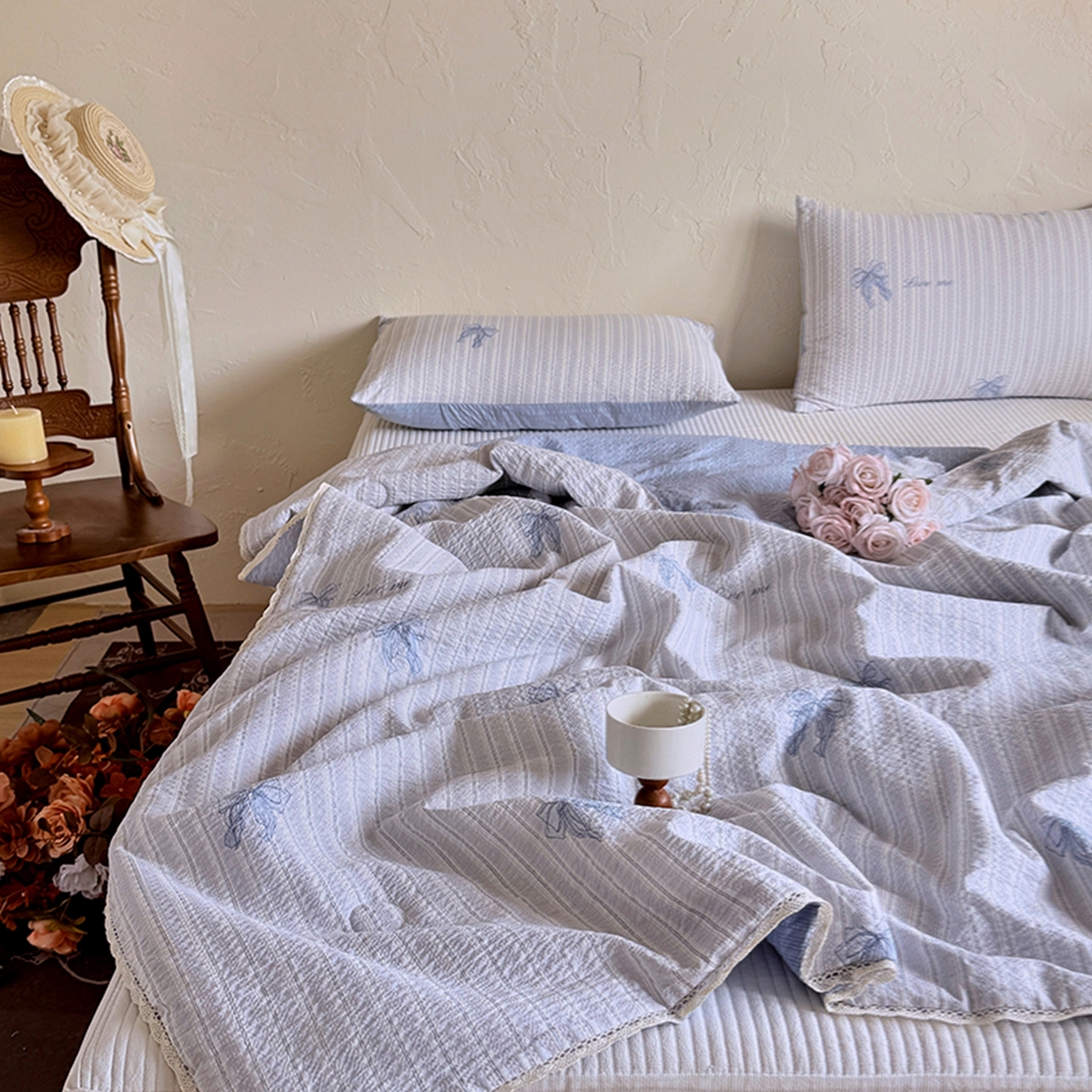 91家纺网 家纺一手货源 找家纺 亿品家纺 2026新款泡芙棉花边款夏被夏凉被空调被 赫本蓝