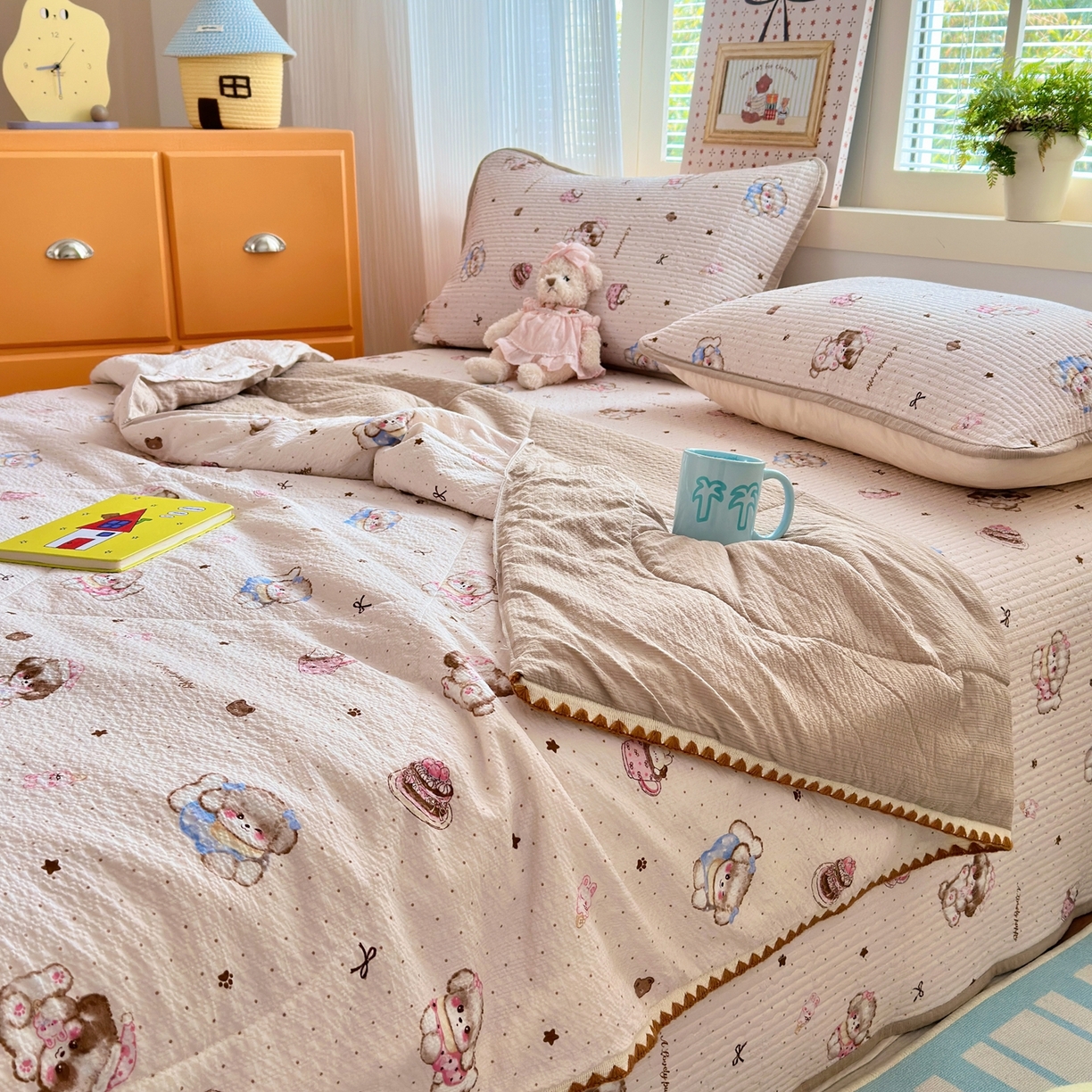 91家纺网 家纺一手货源 找家纺 老帅的工厂店 2026新款三角针泡芙夏被床盖四件套 奶糯狗