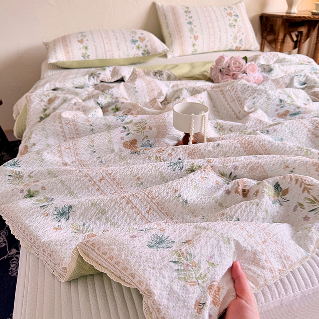 91家纺网 家纺一手货源 找家纺 亿品家纺 2026新款泡芙棉花边款夏被夏凉被空调被 时光