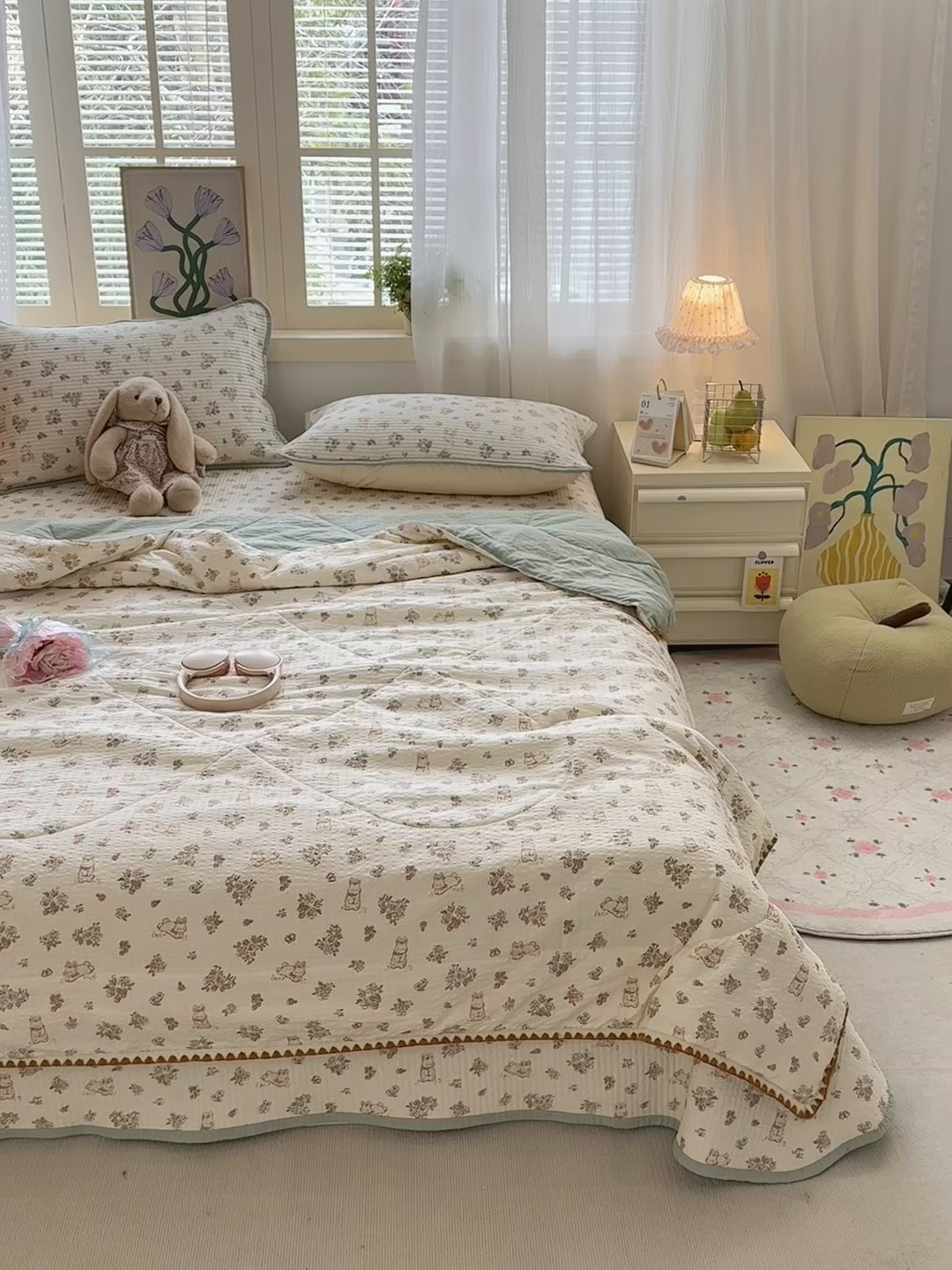 91家纺网 家纺一手货源 找家纺 老帅的工厂店 2026新款三角针泡芙夏被床盖四件套 碎花兔