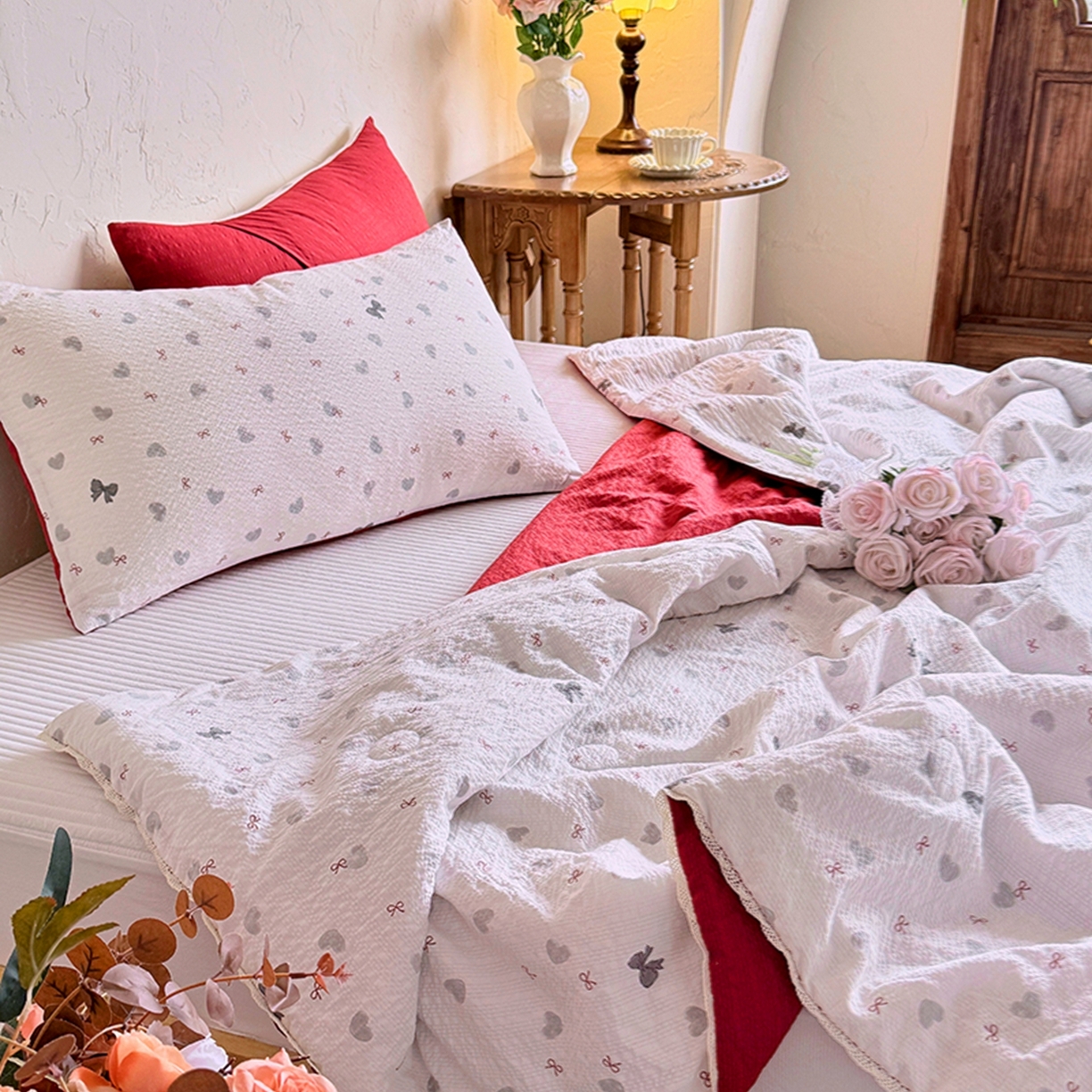 91家纺网 家纺一手货源 找家纺 亿品家纺 2026新款泡芙棉花边款夏被夏凉被空调被 心动