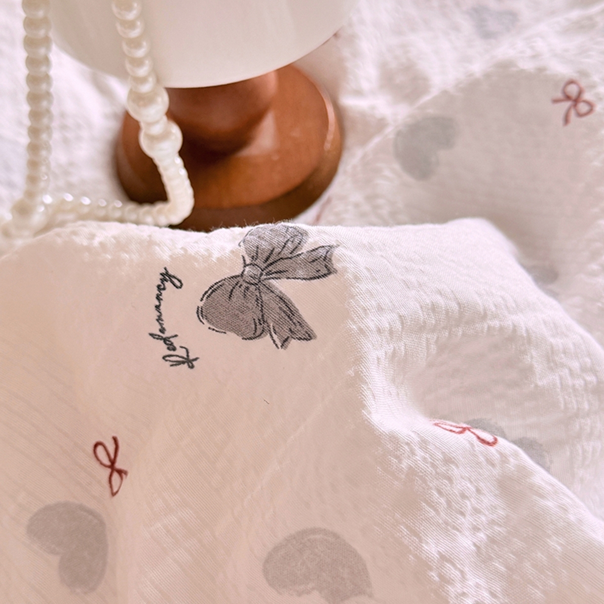 91家纺网 家纺一手货源 找家纺 亿品家纺 2026新款泡芙棉花边款夏被夏凉被空调被 心动