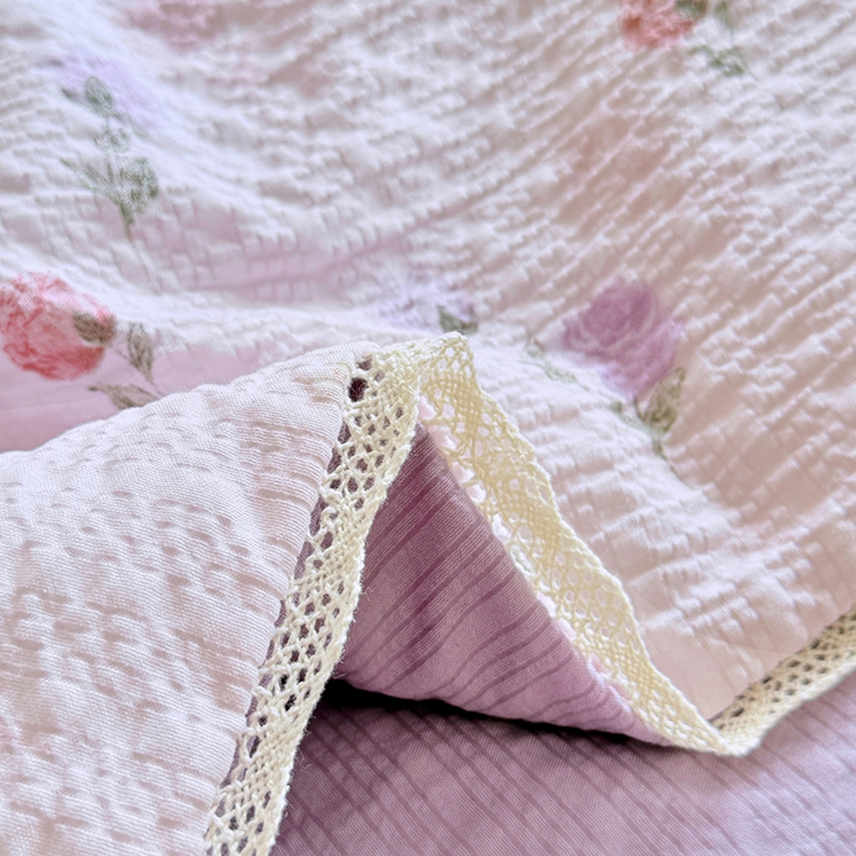 91家纺网 家纺一手货源 找家纺 亿品家纺 2026新款泡芙棉花边款夏被夏凉被空调被 约定