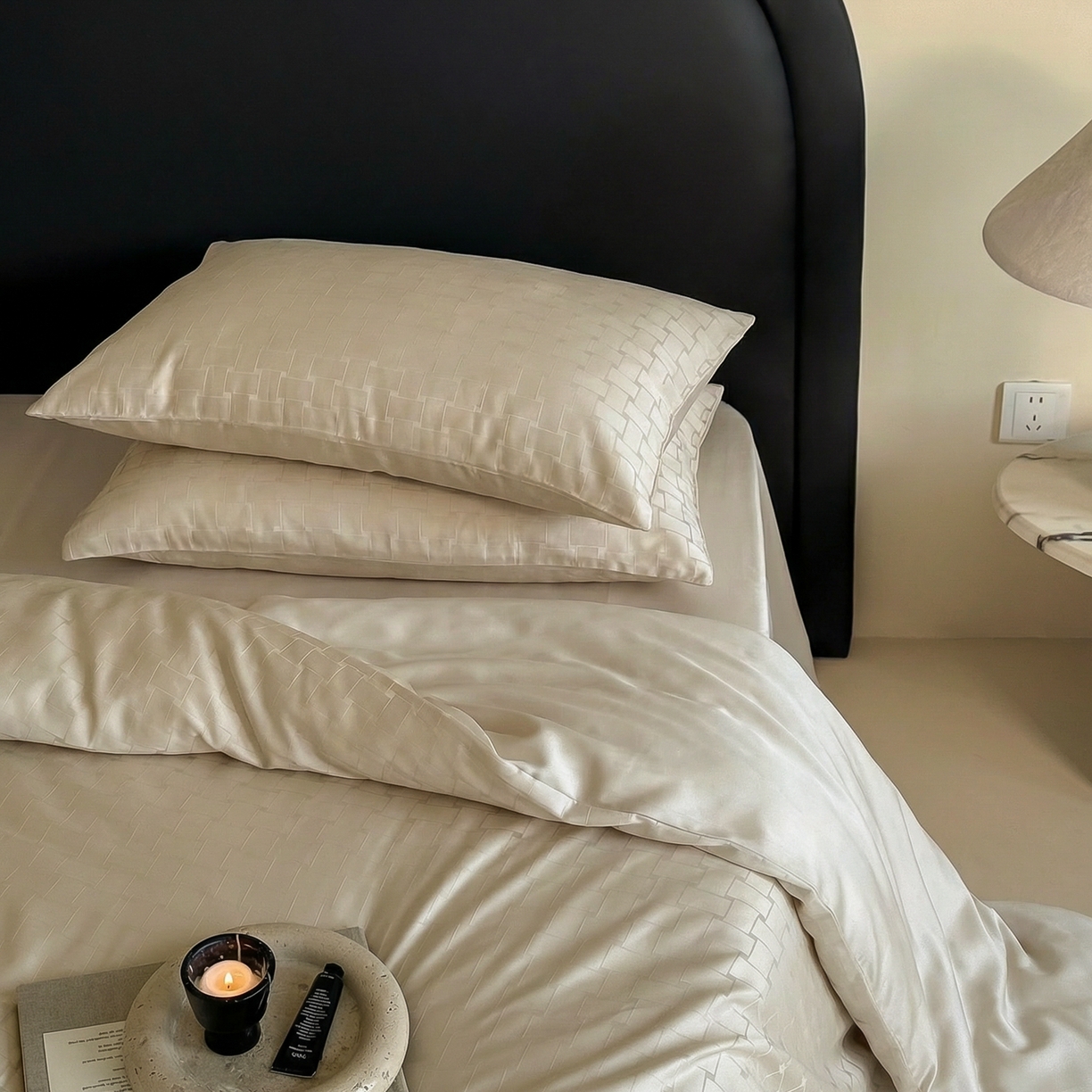 91家纺网 家纺一手货源 找家纺 （总）FORTWO家纺原创设计（FOR TWO家纺） 2026春夏新款60支兰精天丝浮雕提花四件套（[活动报名最低控价(基础价)]具体如下:小号278，中号358，大号398 床笠+10元）