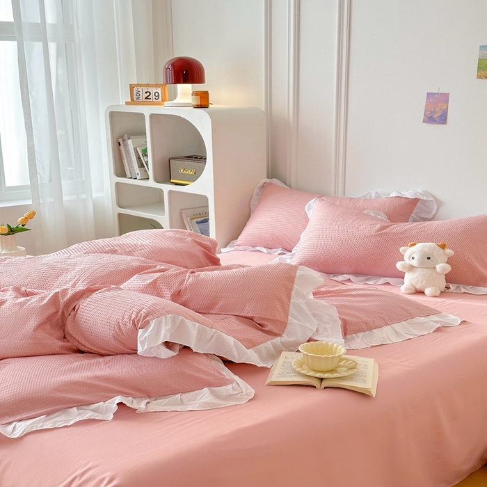 91家纺网 家纺一手货源 找家纺 啊雅家居 2026新款轻奢韩式花边华夫格四件套-花边款 花边款  梦幻粉