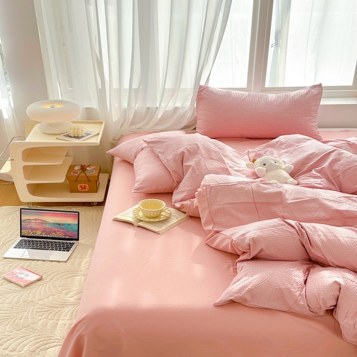 91家纺网 家纺一手货源 找家纺 啊雅家居 2026新款轻奢韩式花边华夫格四件套-无边款 梦幻粉