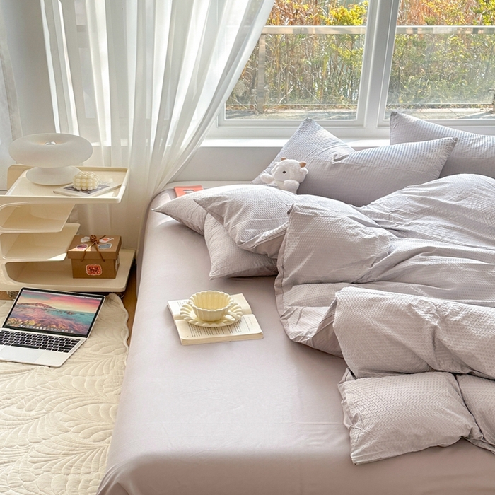 91家纺网 家纺一手货源 找家纺 啊雅家居 2026新款轻奢韩式花边华夫格四件套-无边款 梦幻灰