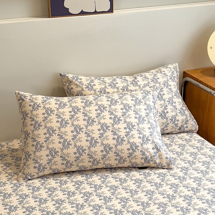 91家纺网 家纺一手货源 找家纺 芃成家纺 2026春夏新款全棉纯棉加厚老粗布单床单床单单件床单三件套 蓝绣球