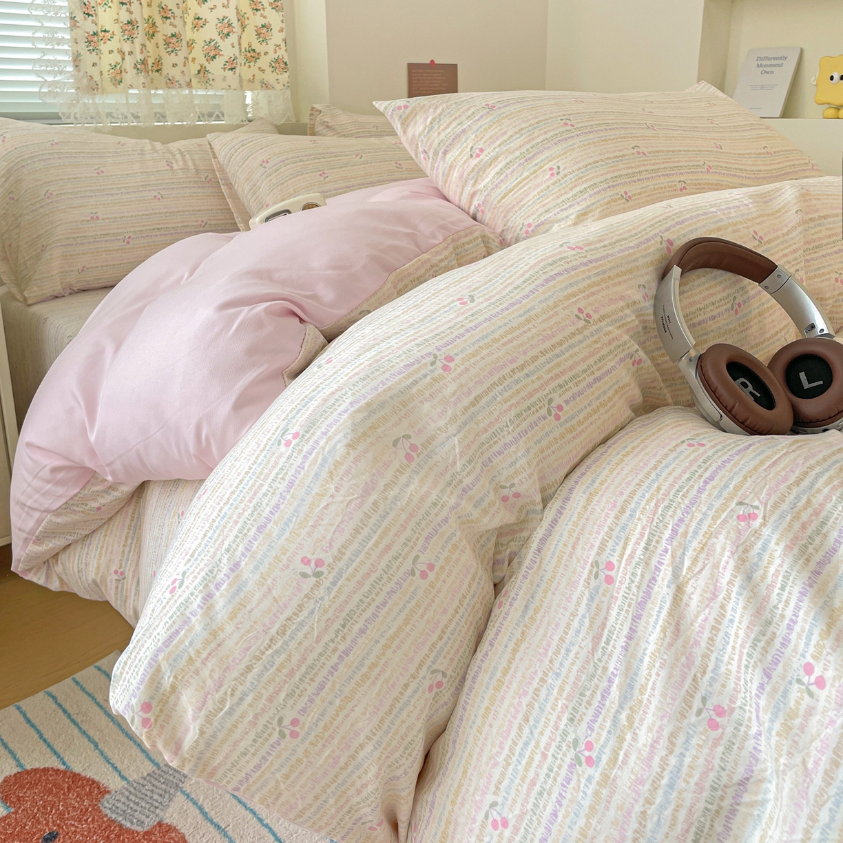 91家纺网 家纺一手货源 找家纺 纽缦家纺 2026春夏新款A类水洗棉四件套 甜樱恋曲