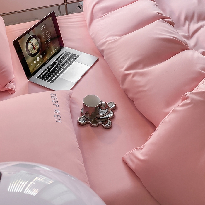 91家纺网 家纺一手货源 找家纺 啊雅家居 2026新款双拼绣花四季款磨毛三件套四件套床单款床笠款 奶粉