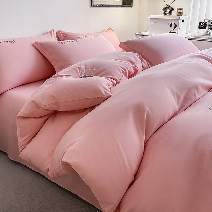 91家纺网 家纺一手货源 找家纺 啊雅家居 2026新款双拼绣花四季款磨毛三件套四件套床单款床笠款 奶粉