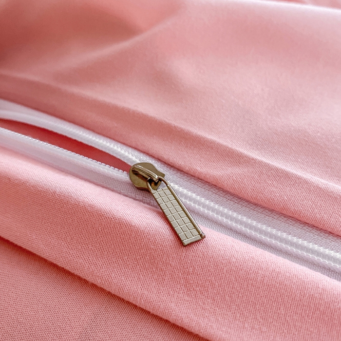 91家纺网 家纺一手货源 找家纺 啊雅家居 2026新款双拼绣花四季款磨毛三件套四件套床单款床笠款 奶粉