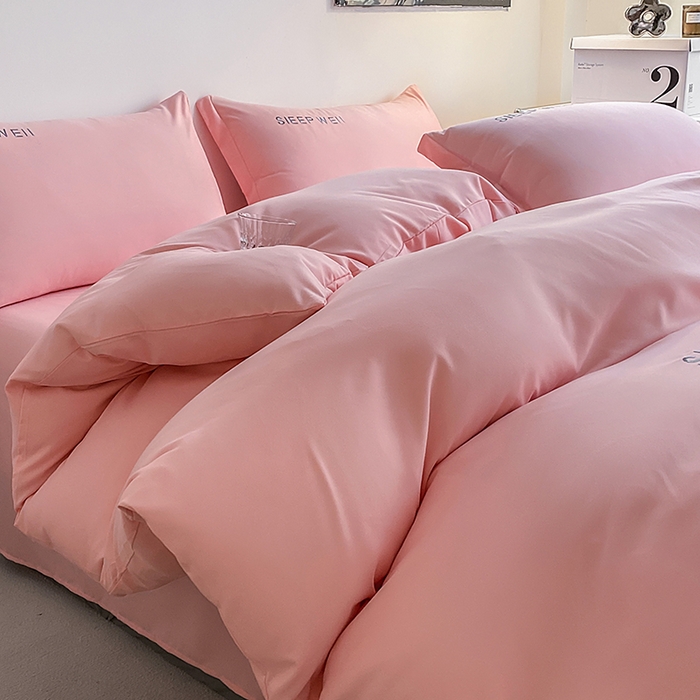 91家纺网 家纺一手货源 找家纺 啊雅家居 2026新款双拼绣花四季款磨毛三件套四件套床单款床笠款 奶粉