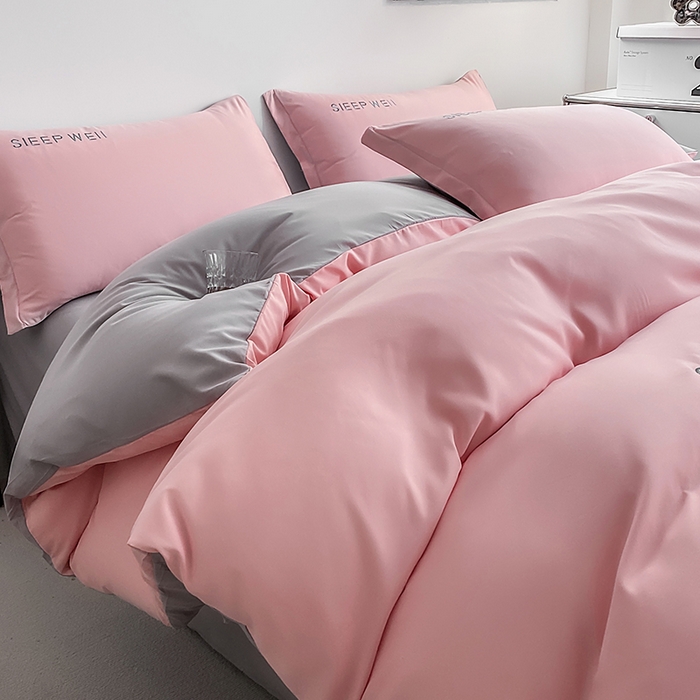 91家纺网 家纺一手货源 找家纺 啊雅家居 2026新款双拼绣花四季款磨毛三件套四件套床单款床笠款 奶粉加奶浅灰