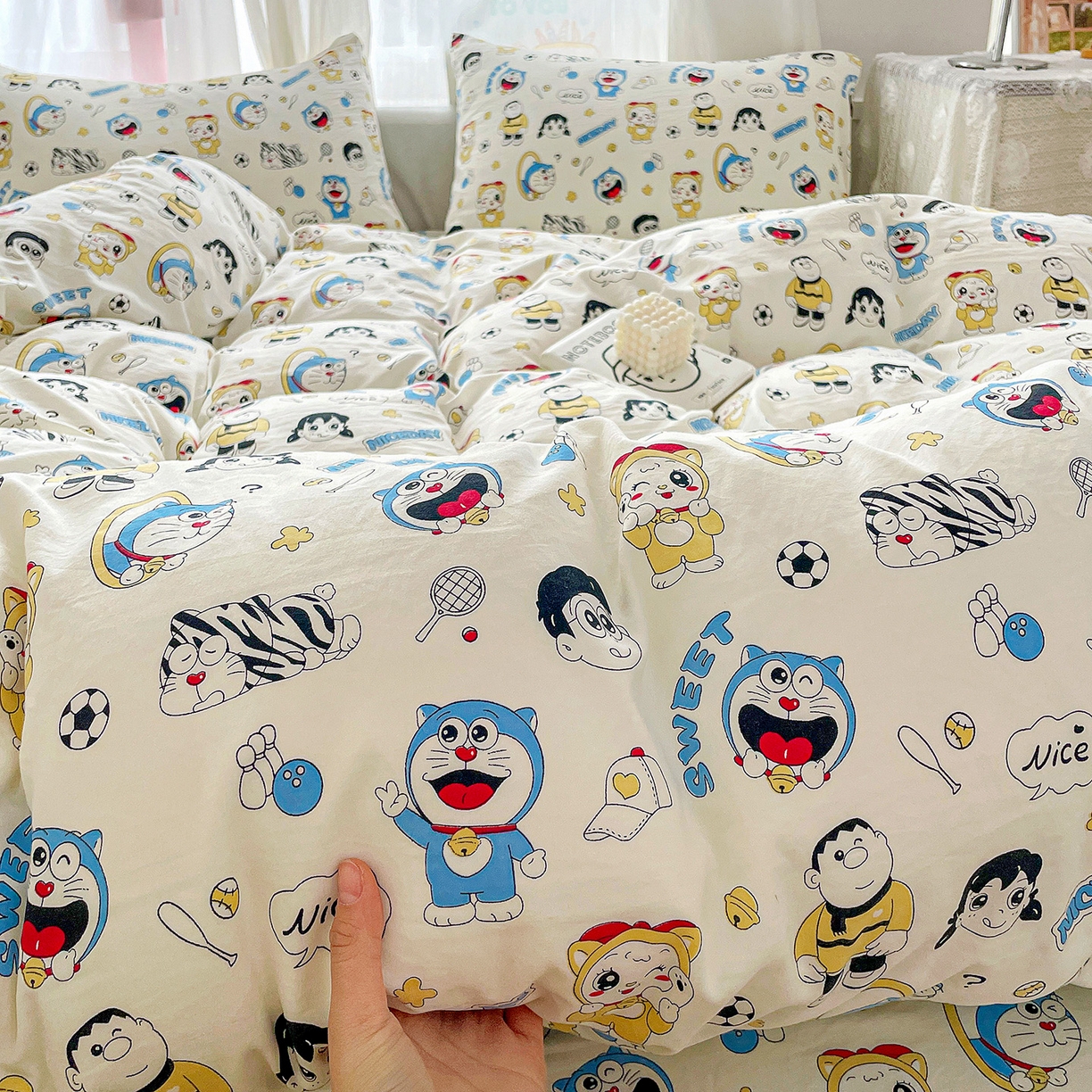 91家纺网 家纺一手货源 找家纺 纽缦家纺 2026春夏新款A类水洗棉四件套 萌萌小叮当