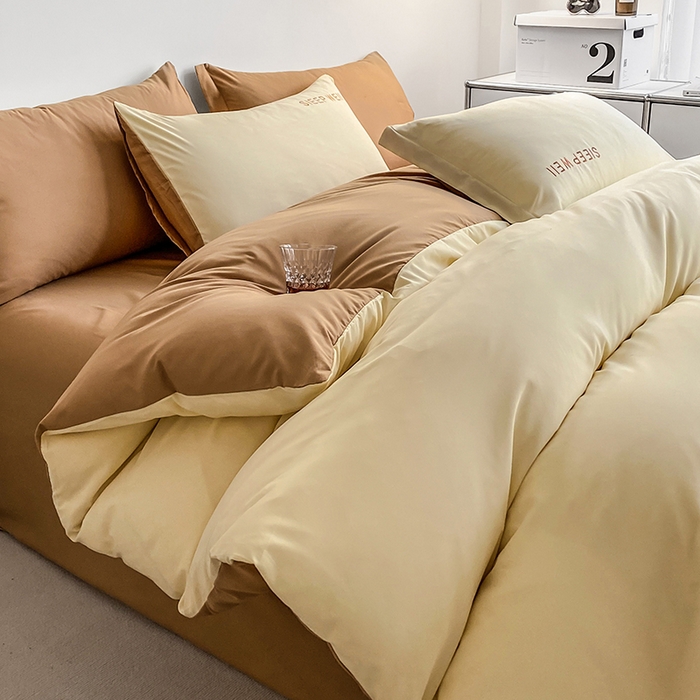 91家纺网 家纺一手货源 找家纺 啊雅家居 2026新款双拼绣花四季款磨毛三件套四件套床单款床笠款 奶黄加奶咖