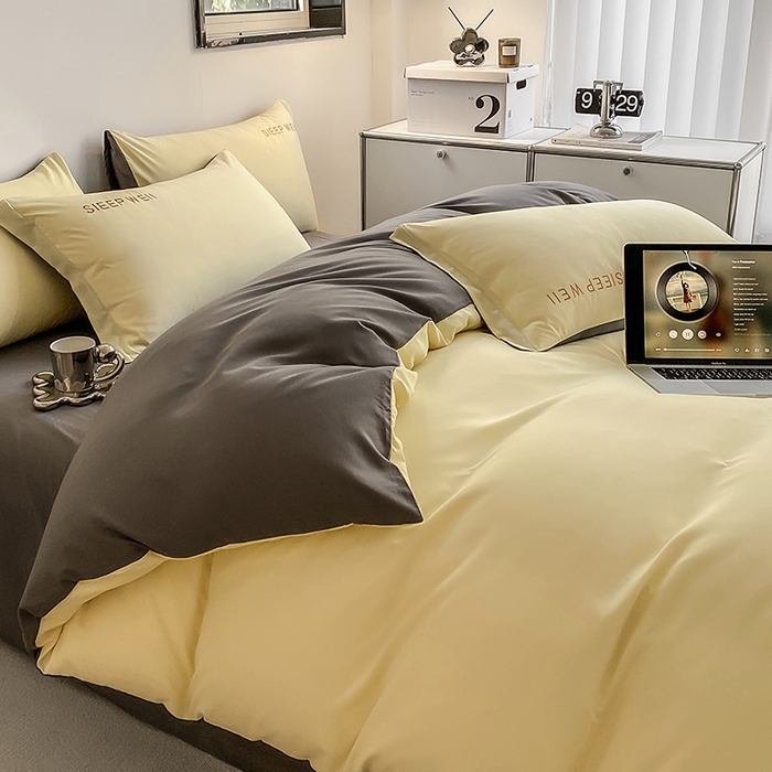 91家纺网 家纺一手货源 找家纺 啊雅家居 2026新款双拼绣花四季款磨毛三件套四件套床单款床笠款 奶黄加奶深灰