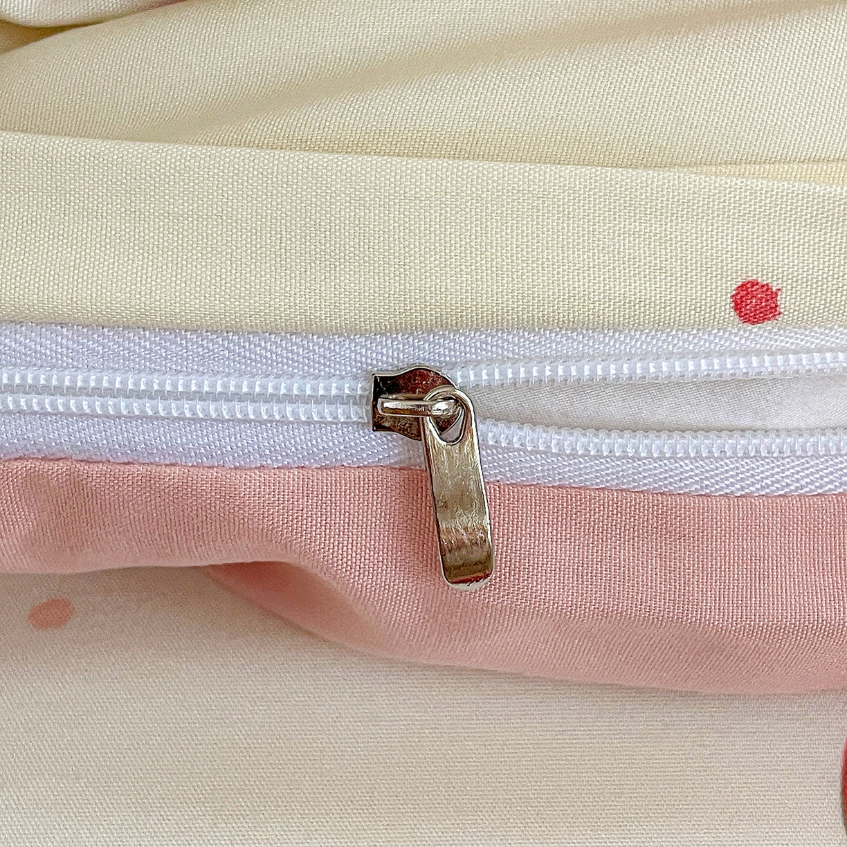 91家纺网 家纺一手货源 找家纺 纽缦家纺 2026春夏新款A类水洗棉四件套 草莓冰