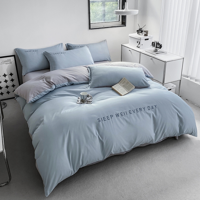 91家纺网 家纺一手货源 找家纺 啊雅家居 2026新款双拼绣花四季款磨毛三件套四件套床单款床笠款 奶兰灰加奶浅灰