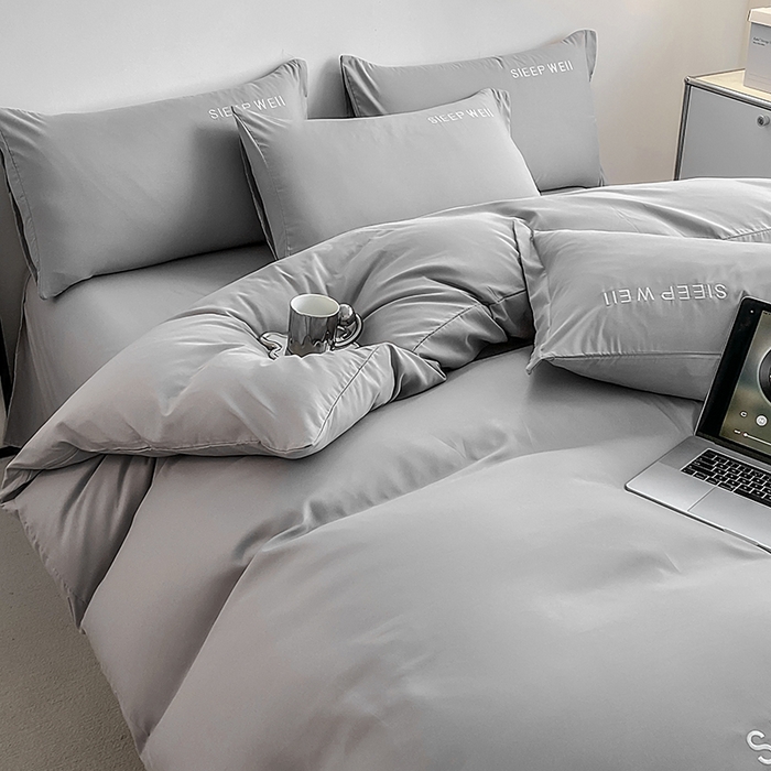 91家纺网 家纺一手货源 找家纺 啊雅家居 2026新款双拼绣花四季款磨毛三件套四件套床单款床笠款 奶浅灰