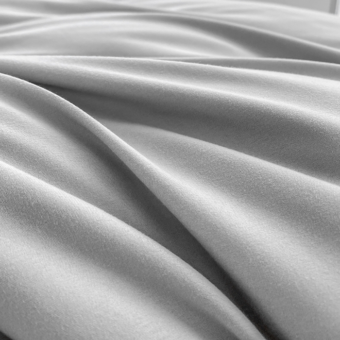 91家纺网 家纺一手货源 找家纺 啊雅家居 2026新款双拼绣花四季款磨毛三件套四件套床单款床笠款 奶浅灰