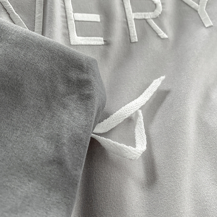 91家纺网 家纺一手货源 找家纺 啊雅家居 2026新款双拼绣花四季款磨毛三件套四件套床单款床笠款 奶浅灰加奶深灰