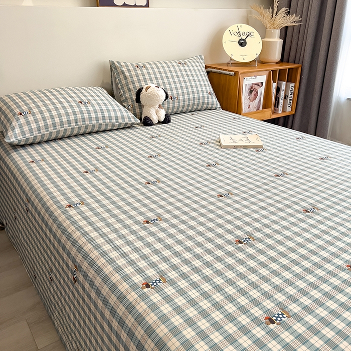 91家纺网 家纺一手货源 找家纺 芃成家纺 2026春夏新款全棉纯棉加厚老粗布单床单床单单件床单三件套 小格波点狗