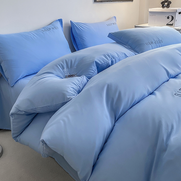 91家纺网 家纺一手货源 找家纺 啊雅家居 2026新款双拼绣花四季款磨毛三件套四件套床单款床笠款 奶天兰