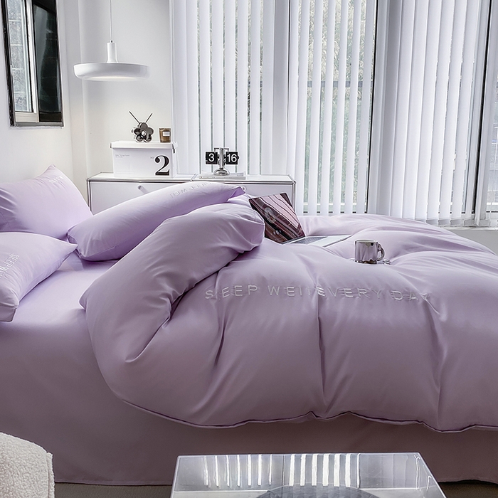 91家纺网 家纺一手货源 找家纺 啊雅家居 2026新款双拼绣花四季款磨毛三件套四件套床单款床笠款 奶紫